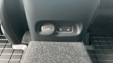 Volvo Xc40 P8 Recharge 300kW 78kWh First Edition 5dr AWD Auto Electric Estate